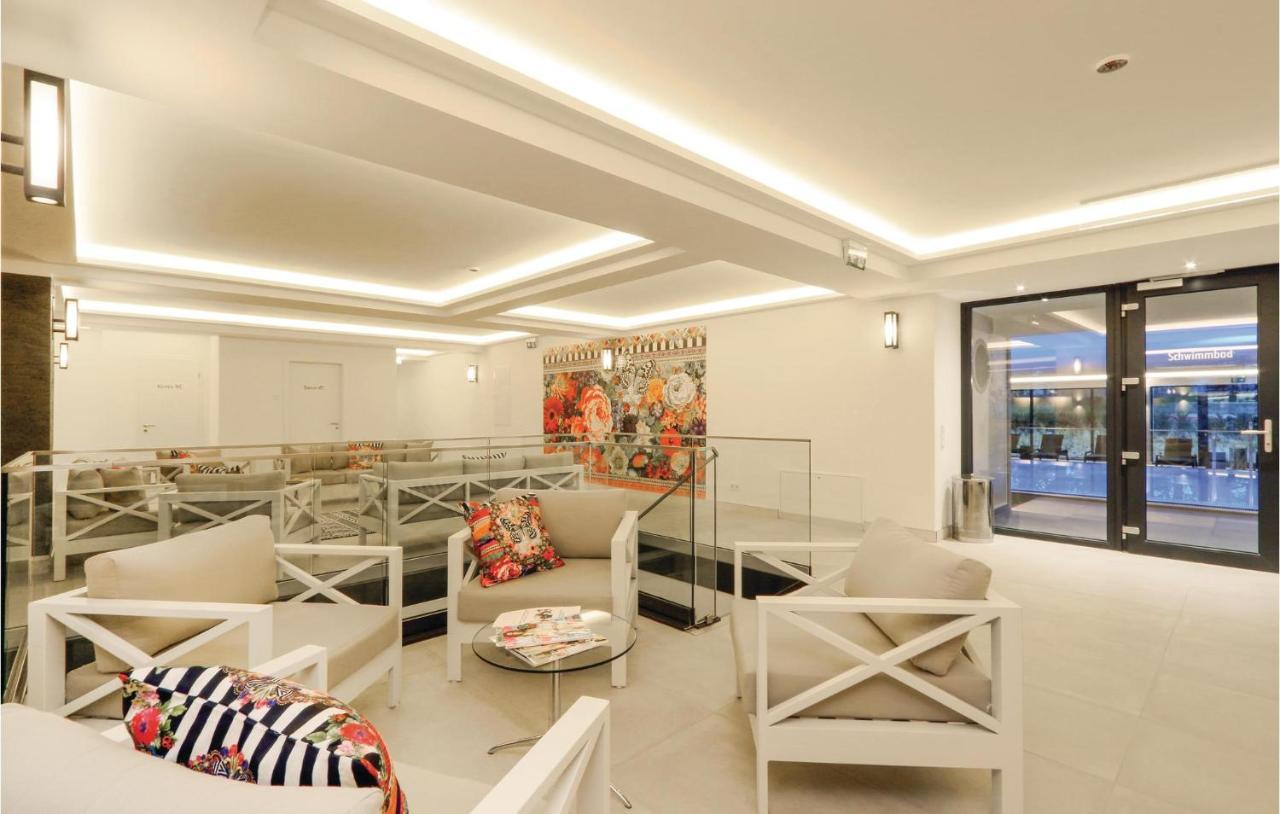 Angel Apartment *
